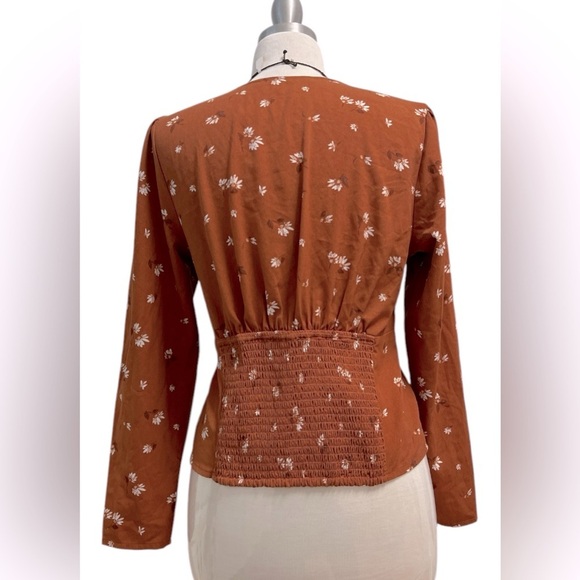 ABERCROMBIE & FITCH- Elegant Rust Floral 🌻 Women's Top - Picture 8 of 9